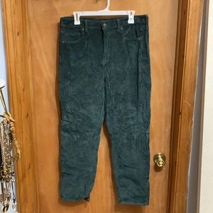 American Eagle Green Corduroy Mom Jean sz 12 Reg